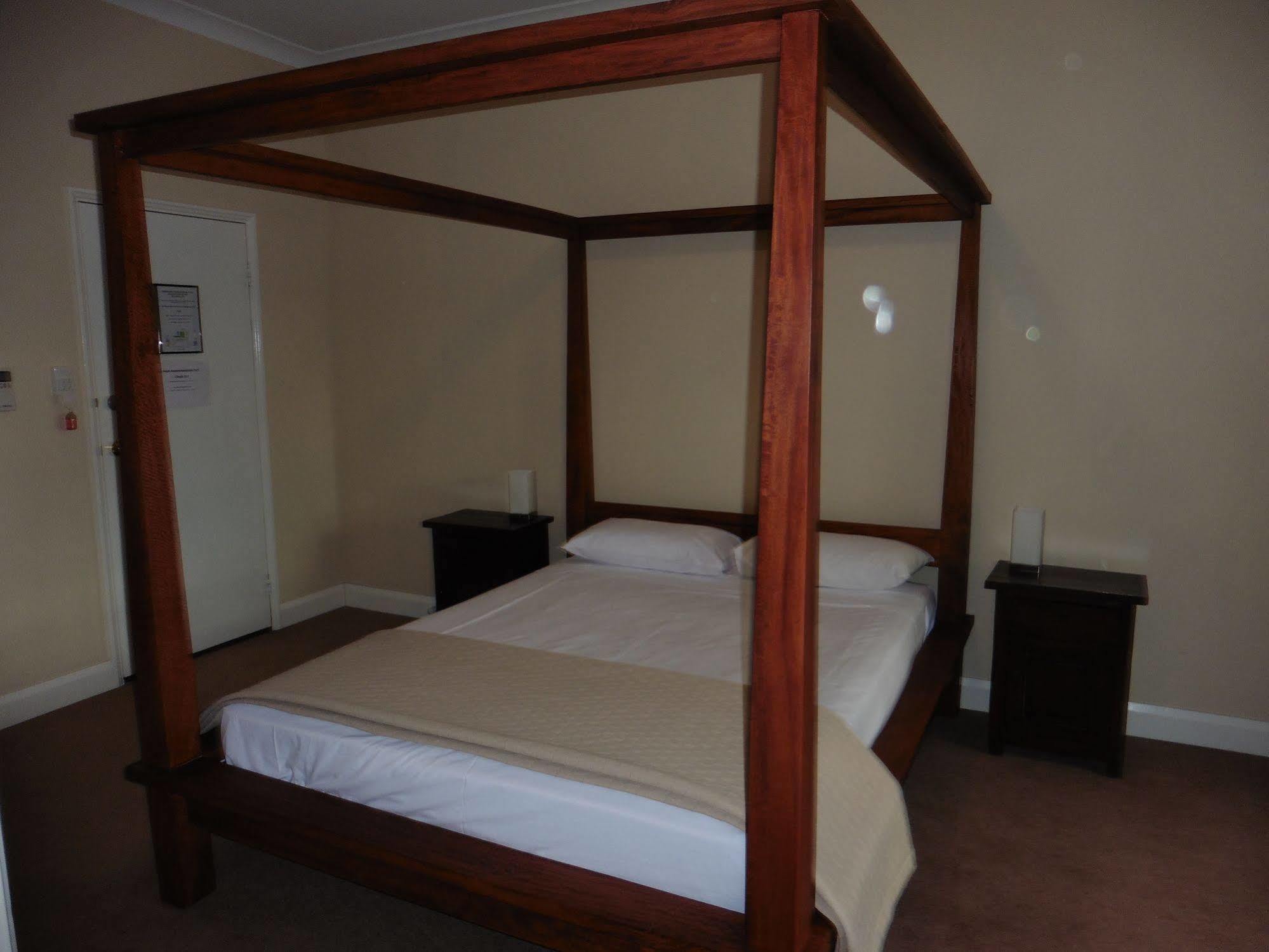 Avon Accommodation - 约克 外观 照片